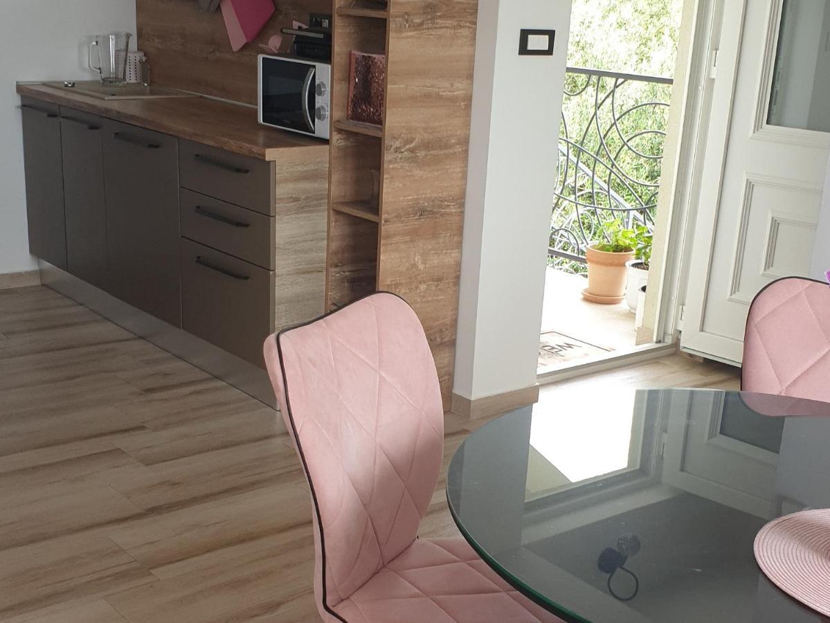 Apartment Mia 2 Banjol Екстер'єр фото