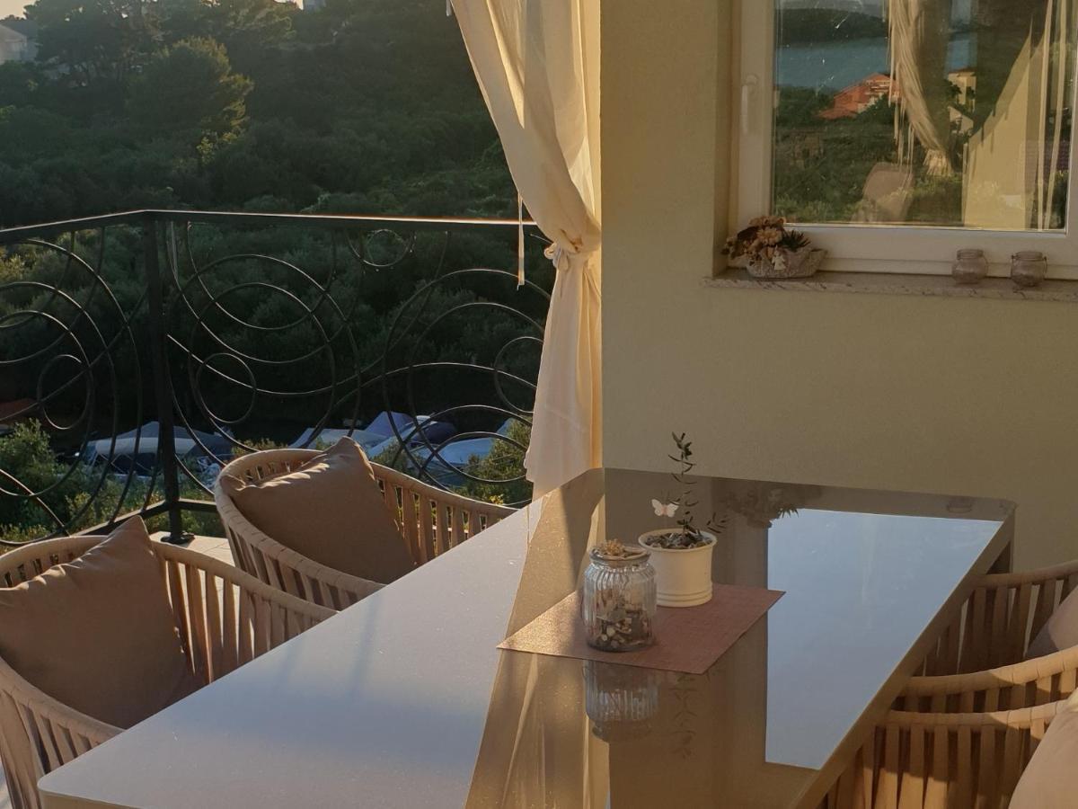 Apartment Mia 2 Banjol Екстер'єр фото