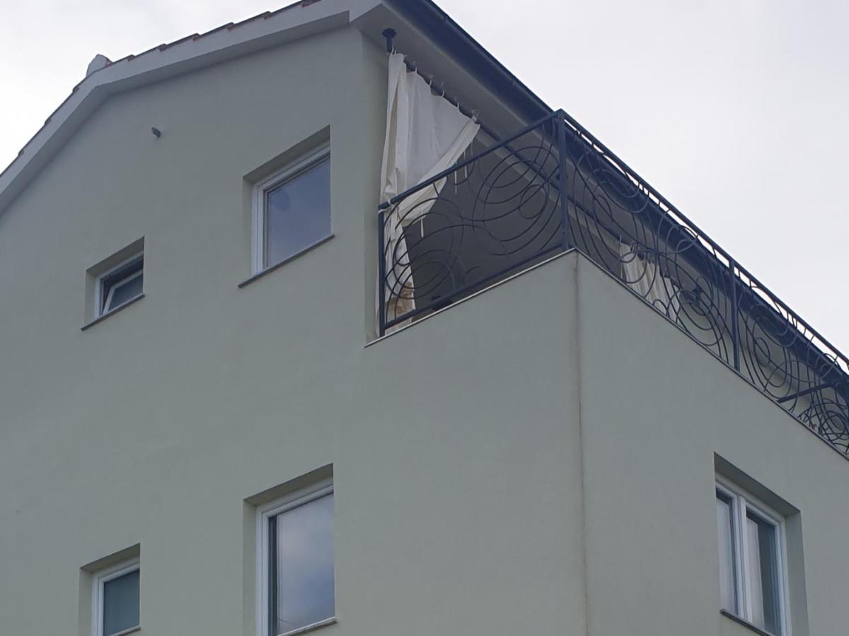 Apartment Mia 2 Banjol Екстер'єр фото