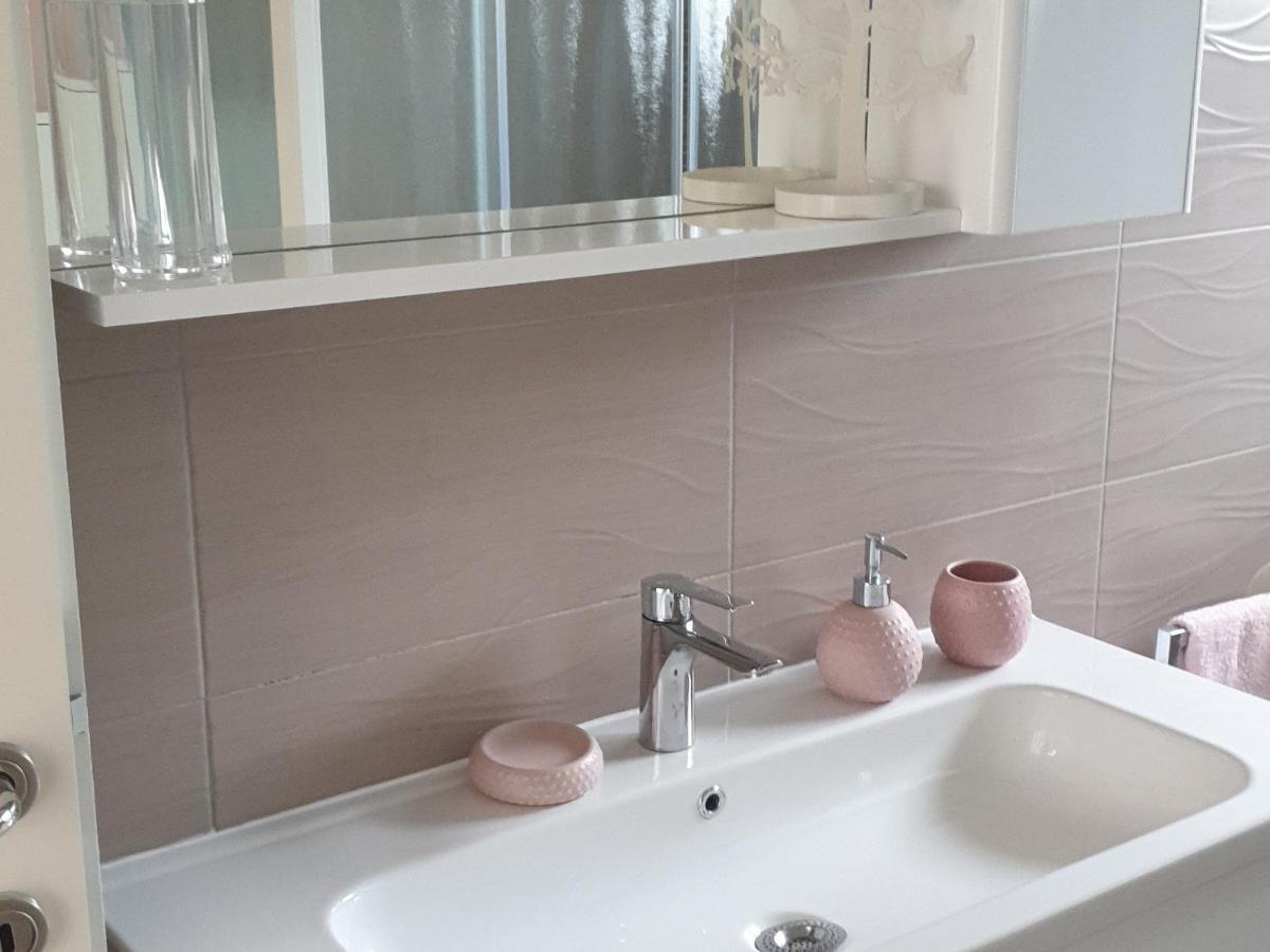 Apartment Mia 2 Banjol Екстер'єр фото