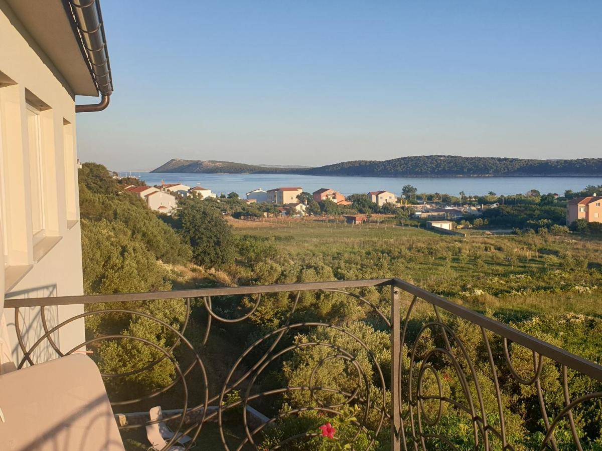 Apartment Mia 2 Banjol Екстер'єр фото
