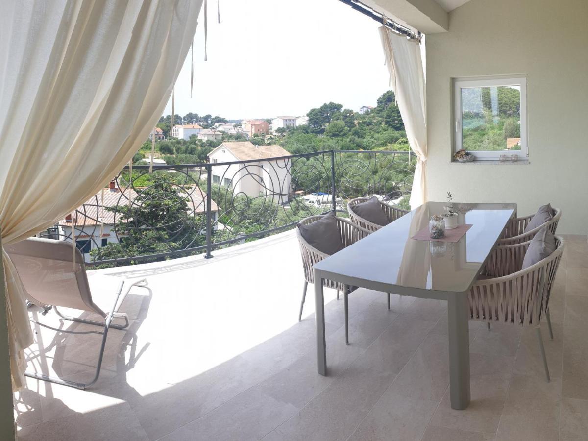 Apartment Mia 2 Banjol Екстер'єр фото