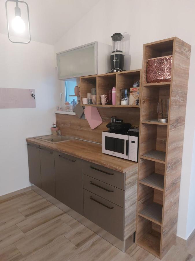 Apartment Mia 2 Banjol Екстер'єр фото