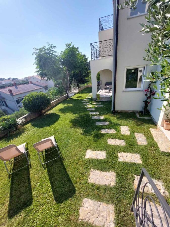 Apartment Mia 2 Banjol Екстер'єр фото